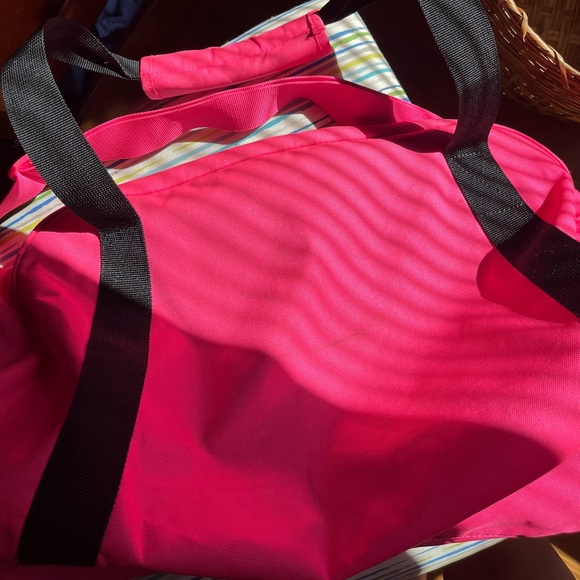 Nike Duffle Bag - Picture 5 of 5